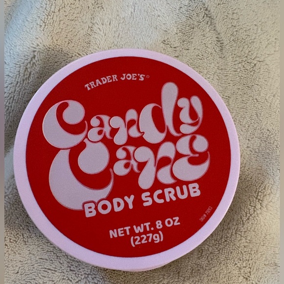 🥳 Trader Joe's Candy Cane Body Scrub and Body Butter Set - Picture 5 of 6